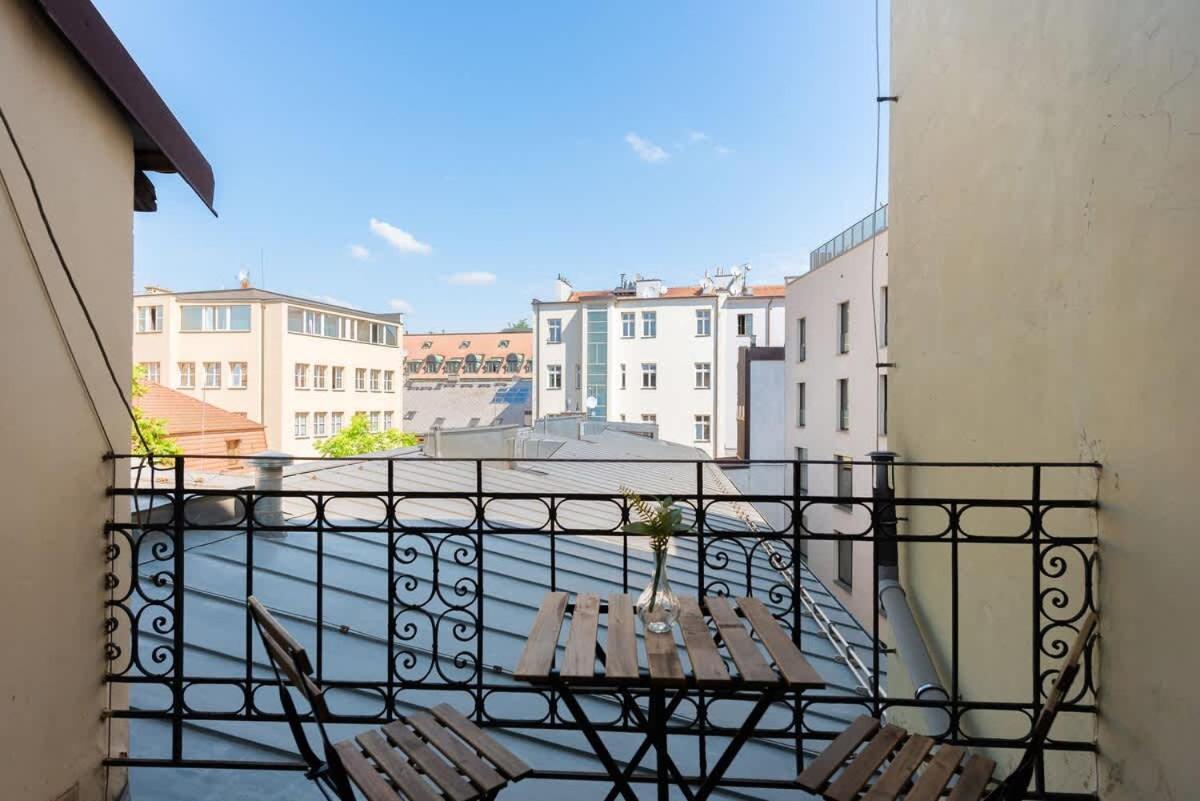 Wonderful Romantic Old Town Apartment Prague